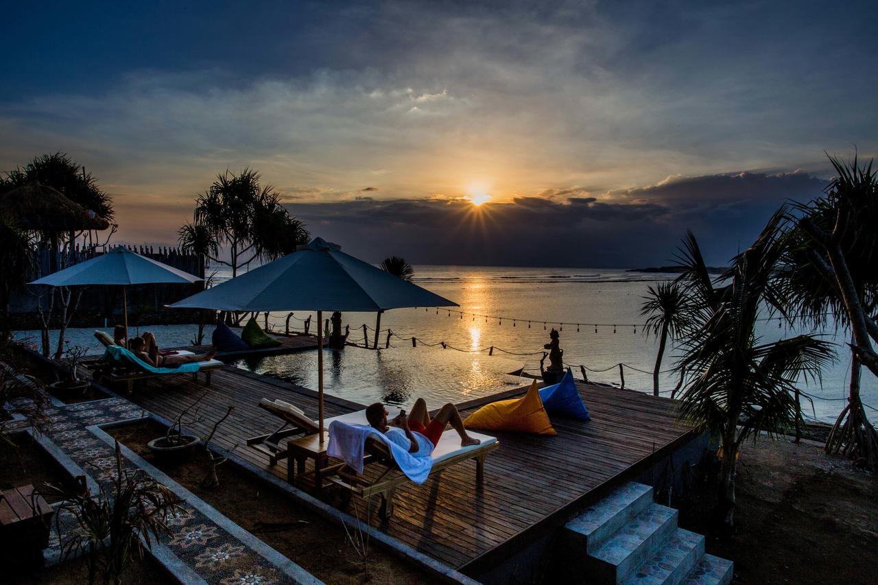 Nusa Veranda Sunset Villas & Restaurant นูซาเลมโบงัน ภายนอก รูปภาพ