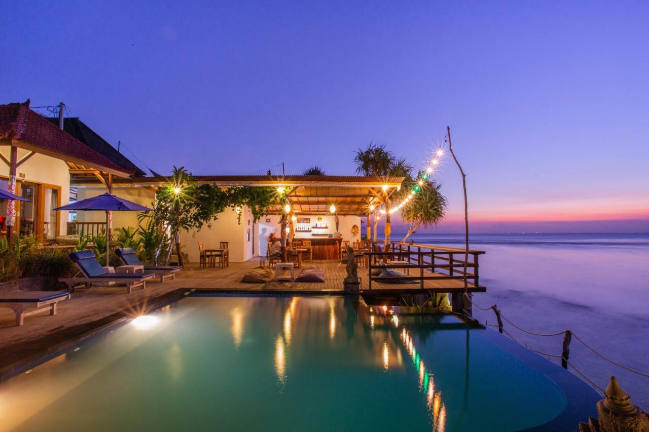 Nusa Veranda Sunset Villas & Restaurant นูซาเลมโบงัน ภายนอก รูปภาพ