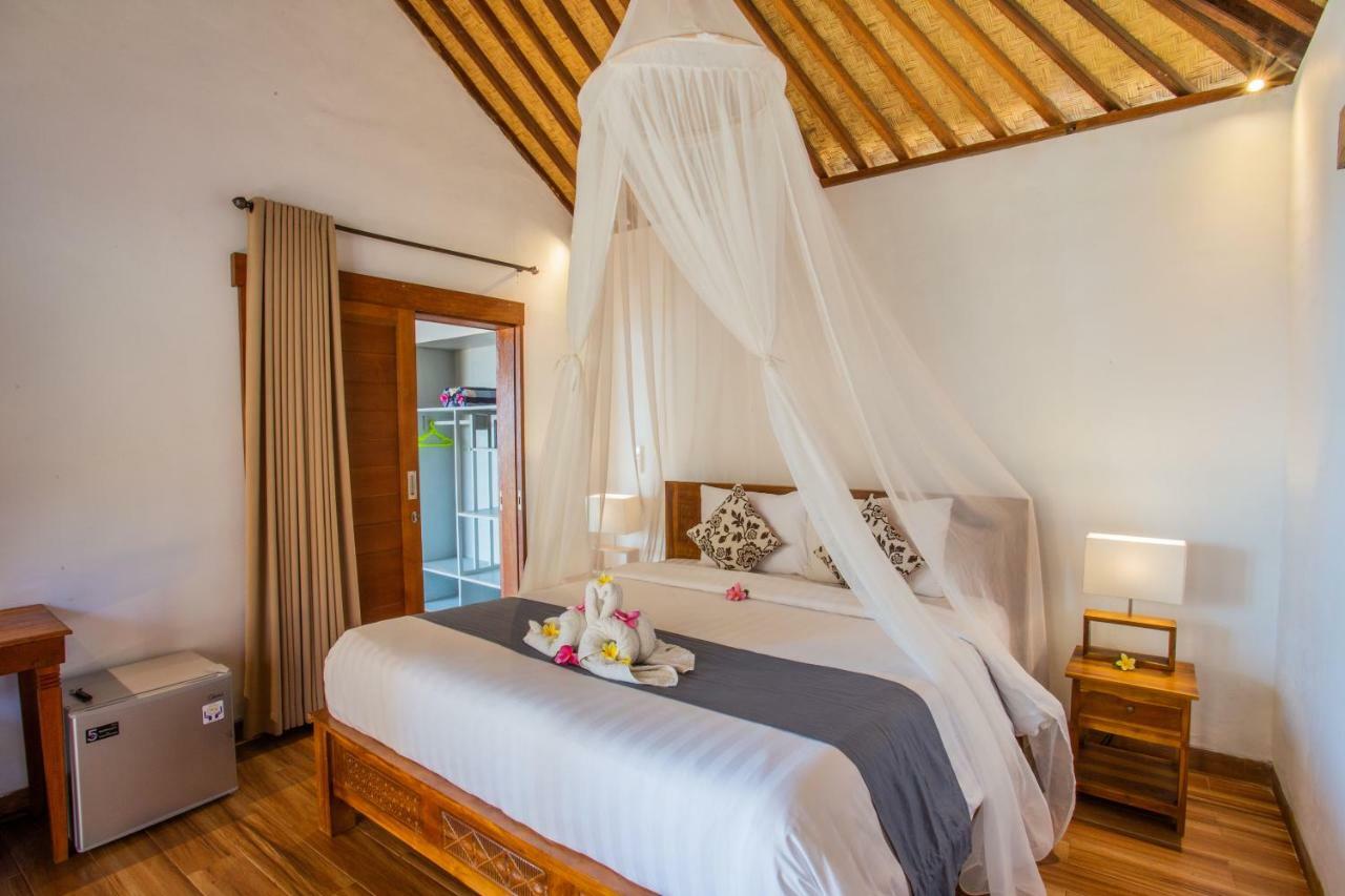 Nusa Veranda Sunset Villas & Restaurant นูซาเลมโบงัน ภายนอก รูปภาพ